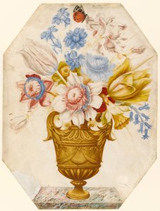 Blomster i en vase, som står på en marmorkant med en sommerfugl hvilende på blomsten (wc und gouache på vellum)